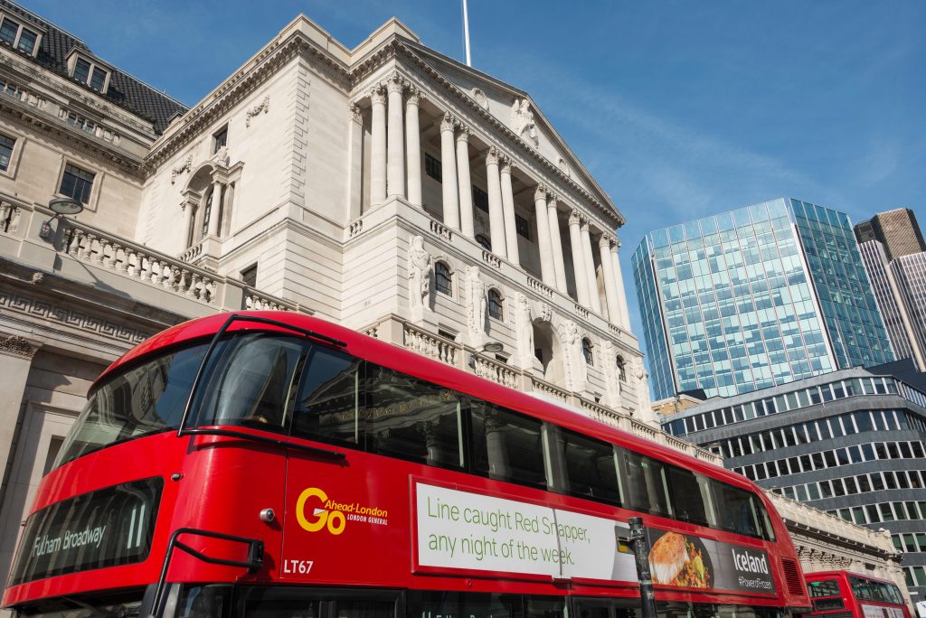 F4BYDB Routemaster bus passing Bank of England Headquarters, Bank, Threadneedle Street, City of London, London, England, United Kingdom